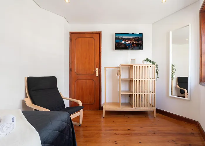 Host Wise - Charming Cozy