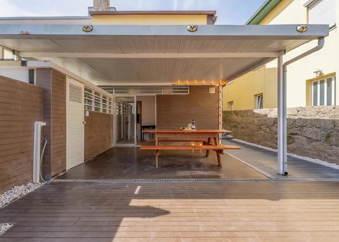 Host Wise - Charming Cozy Проживание в семье *