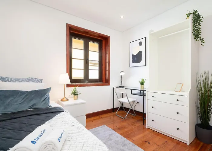 Host Wise - Charming Cozy